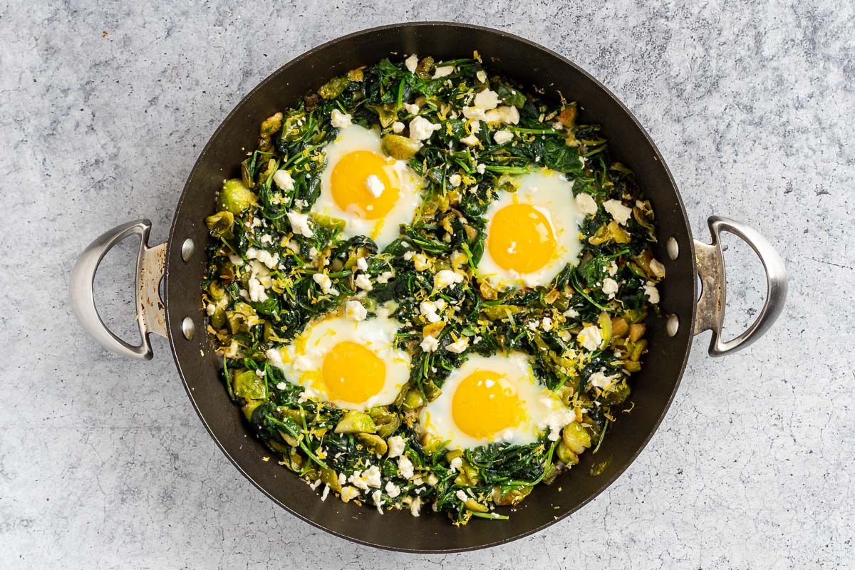 Green Shakshuka in skillet