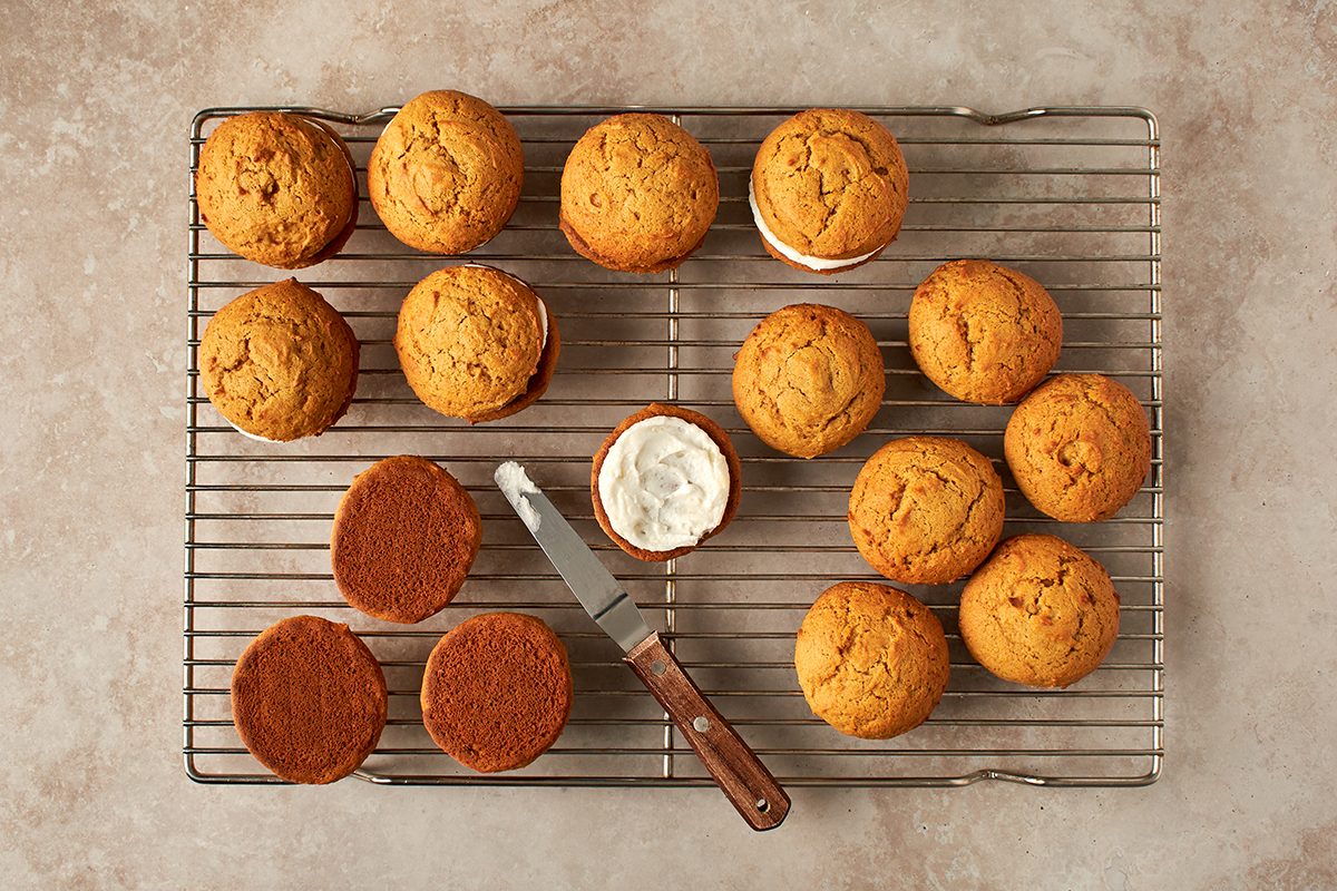 Assemble whoopie pies