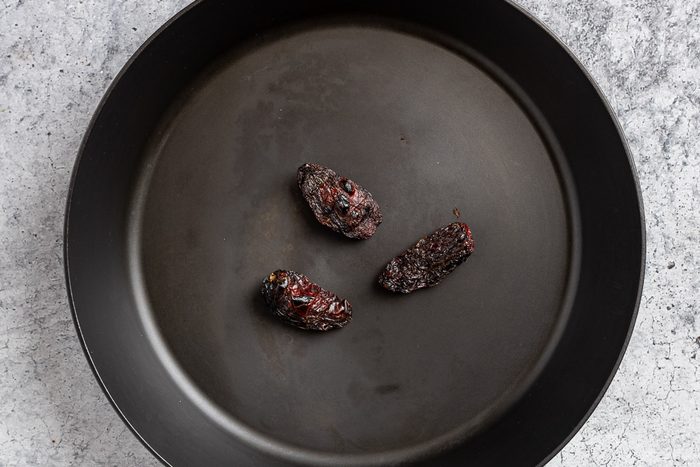 Taste of Home Salsa Morita photo of toasting the chiles.