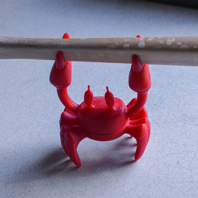 Ototo Red The Crab Silicone Utensil Rest