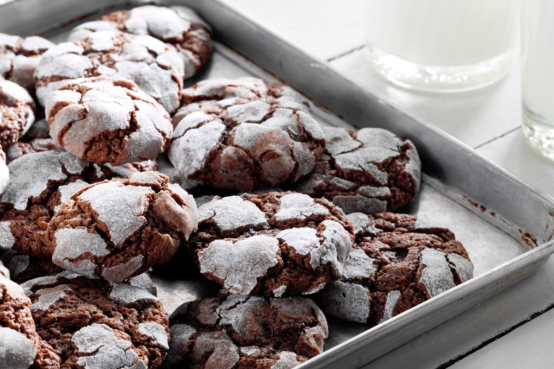 Chocolate Crinkle Cookies 
