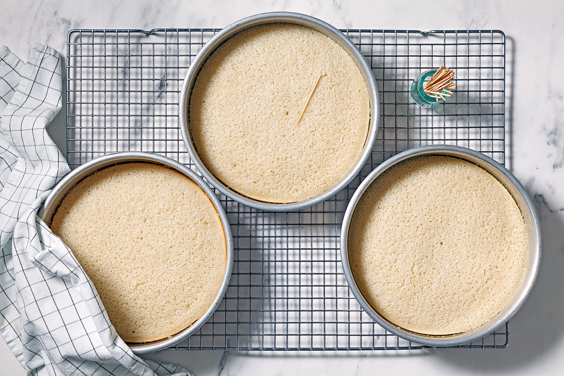 How To Make Champagne Cake Ft24 278606 Ec 1107 7