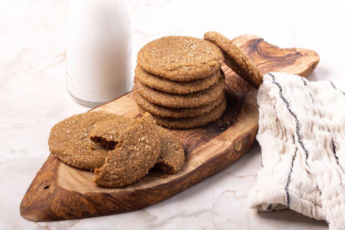 Taste of Home Soft Gingersnap Cookies (41606)