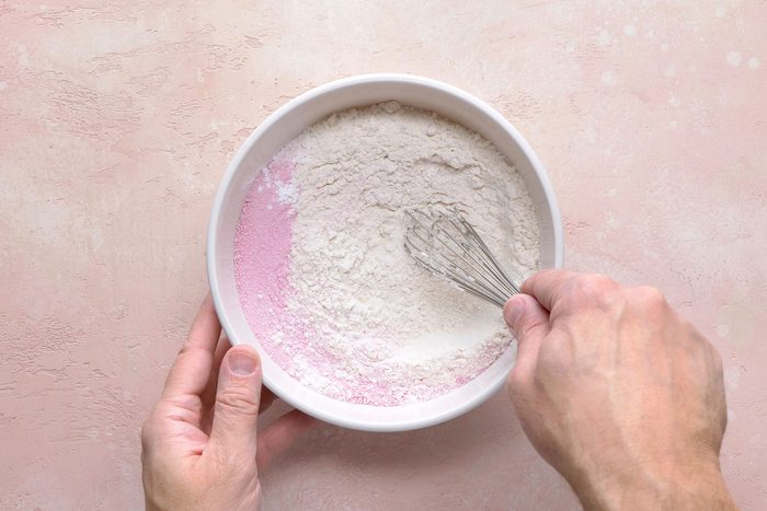 Dry ingredients for cookies in a small bowl