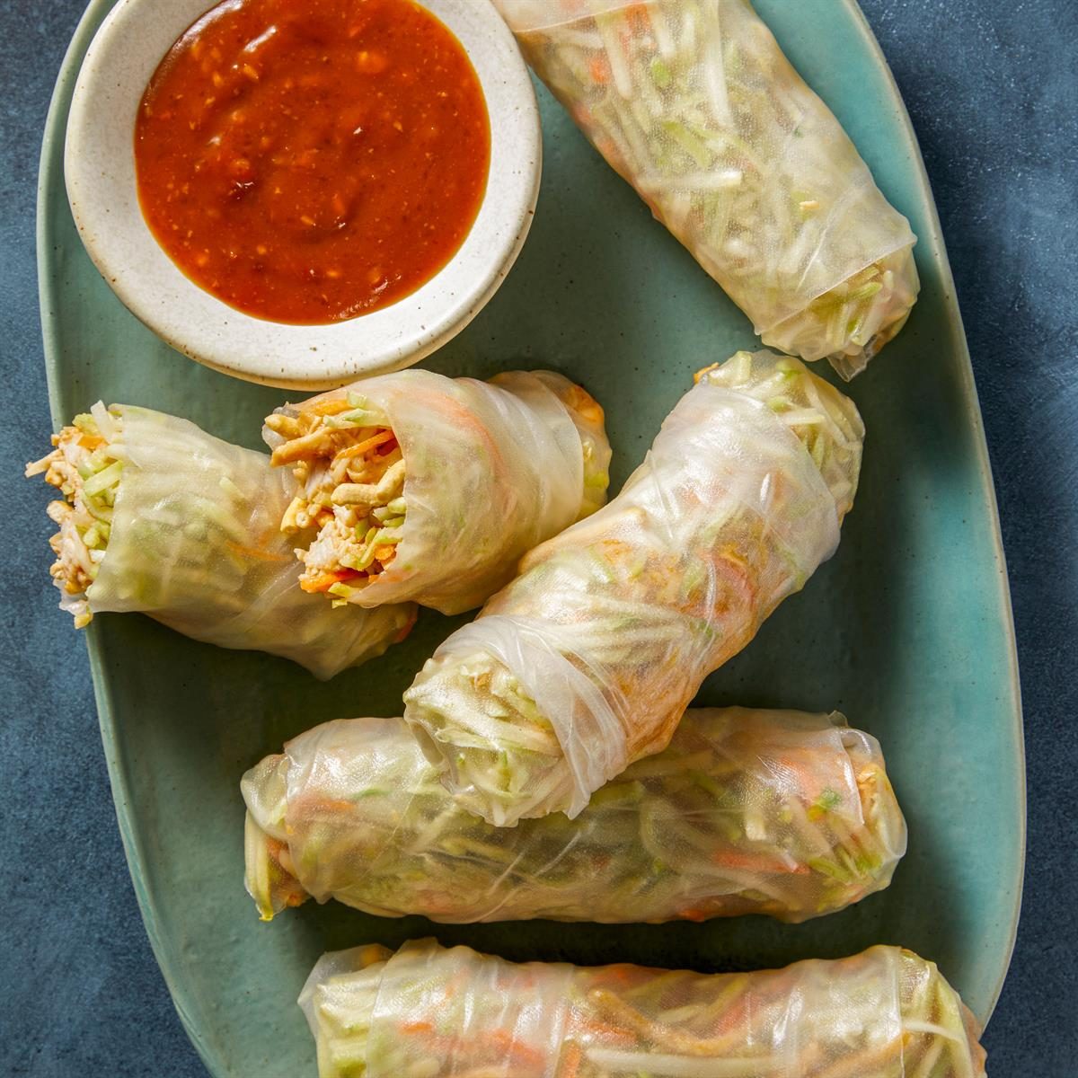 Slow Cooker Chicken Spring Rolls Exps Ft24 196592 Ec 1218 8