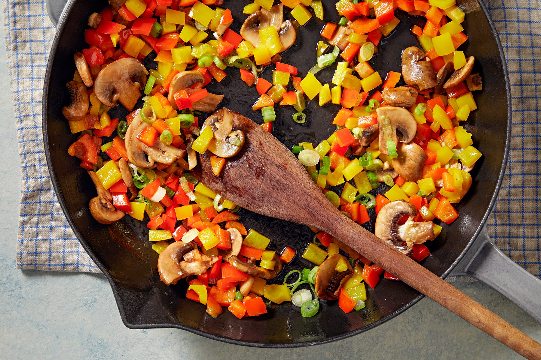 Copycat The Cheesecake Factory Louisiana Chicken Pasta