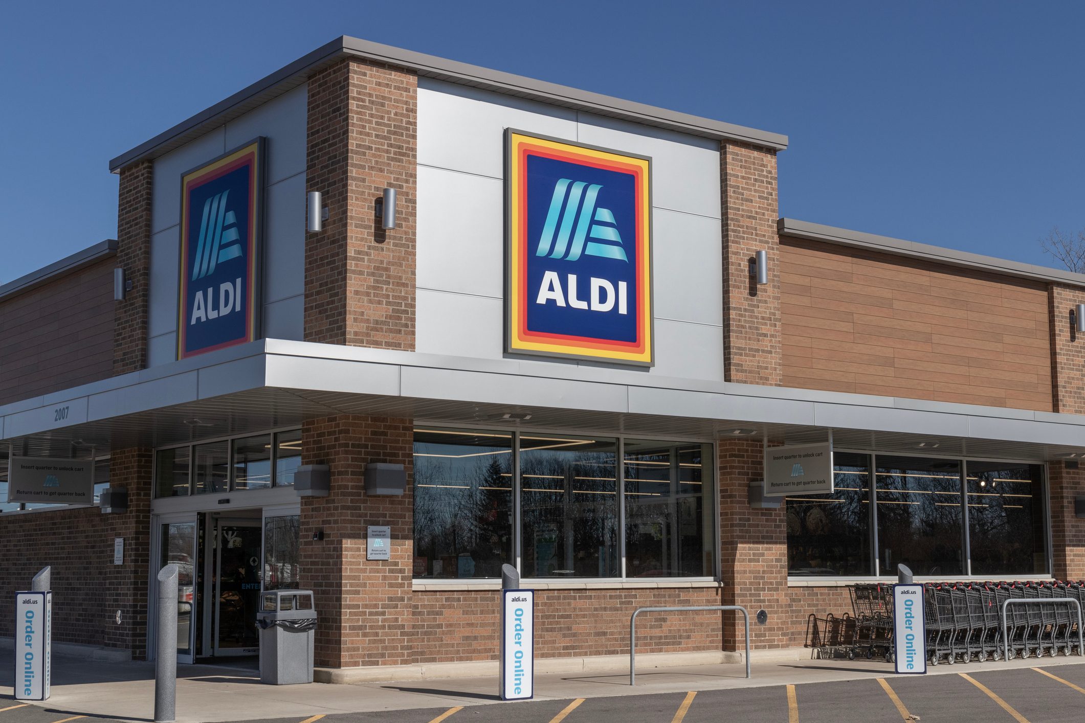 Exterior of an Aldi supermarket