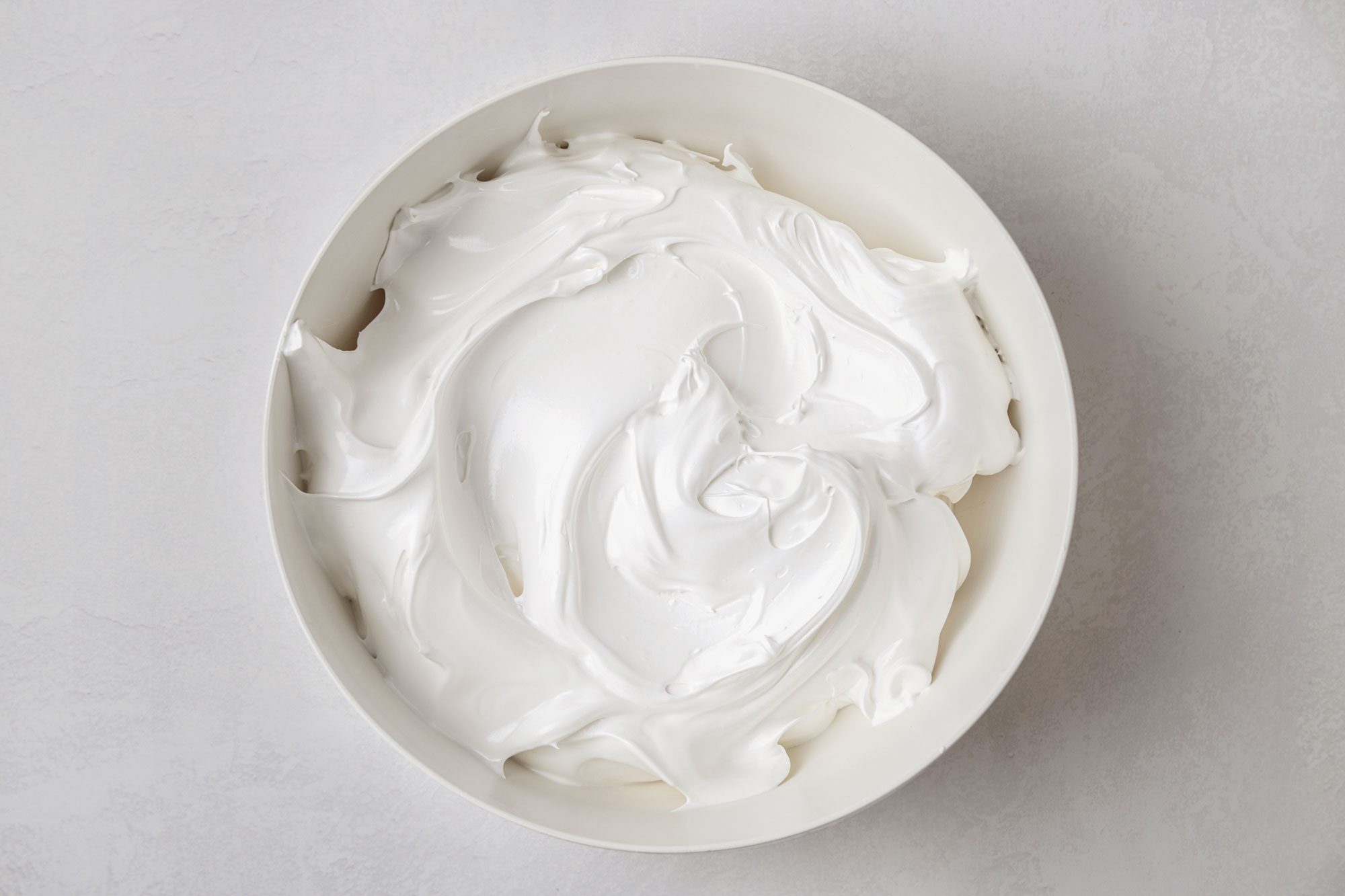 Beat white chocolate with cream and butter and vanilla until light and fluffy