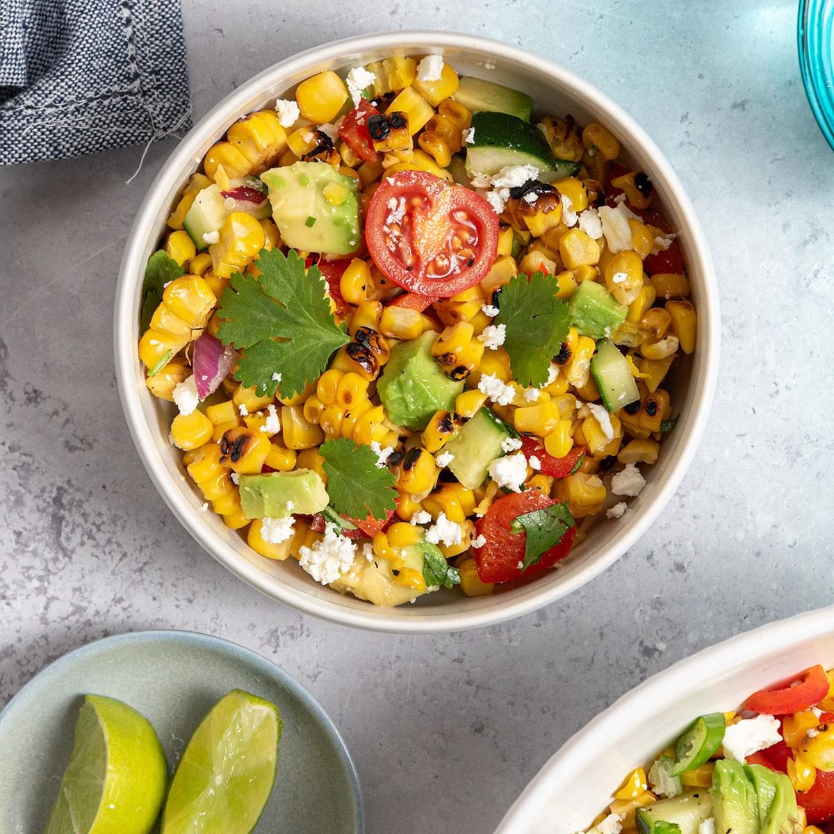 Grilled Corn Salad With Avocado Exps Tohd24 185679 Soniabozzo 5