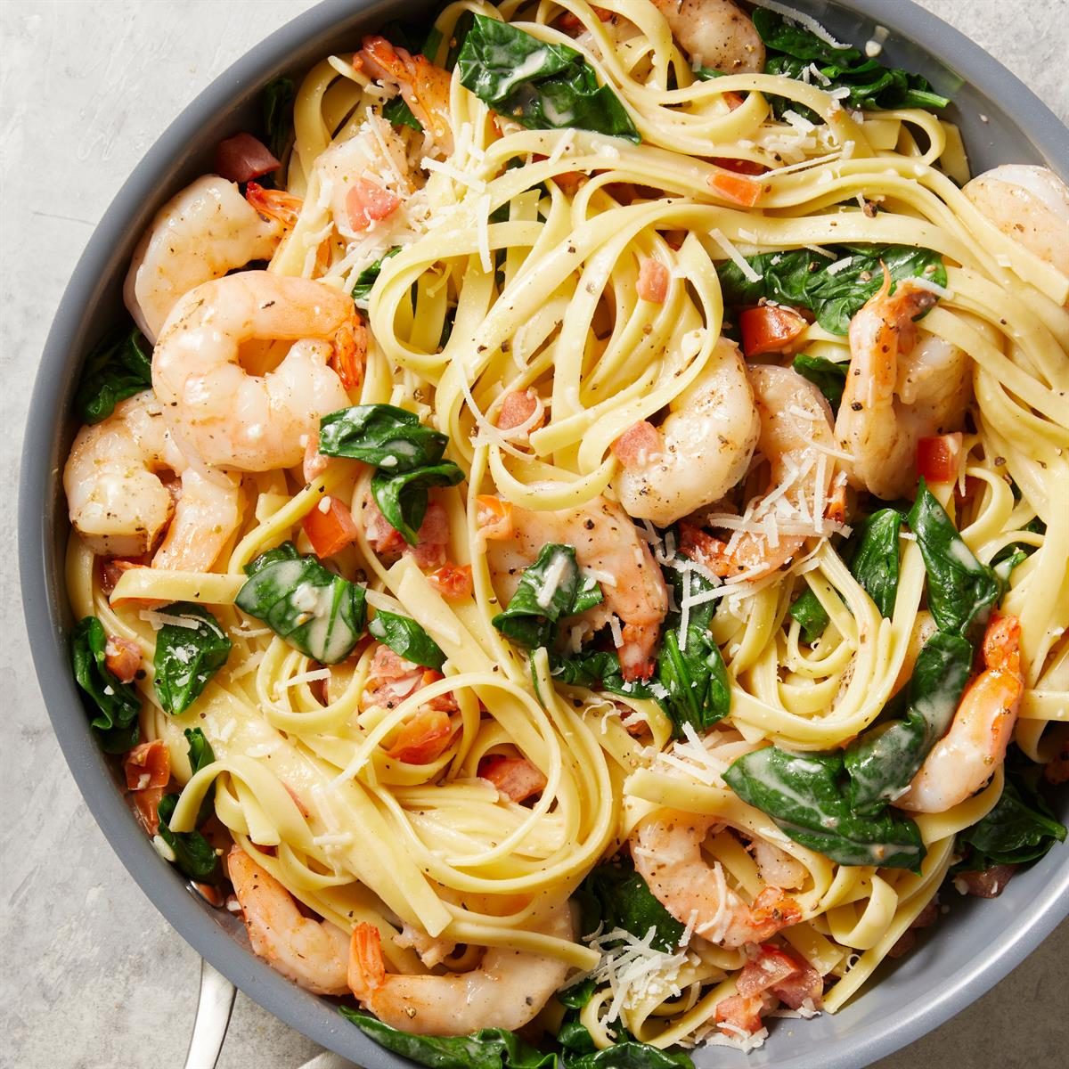 Spinach Shrimp Fettuccine Exps Ft25 25028 Jr 0326 1