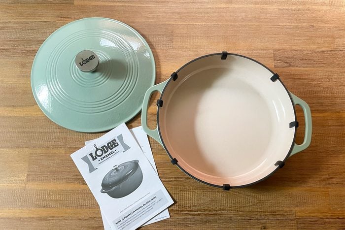 Toha25 Lodge Enameled Cast Iron Dutch Oven Katie Bandurski 02 Ssedit