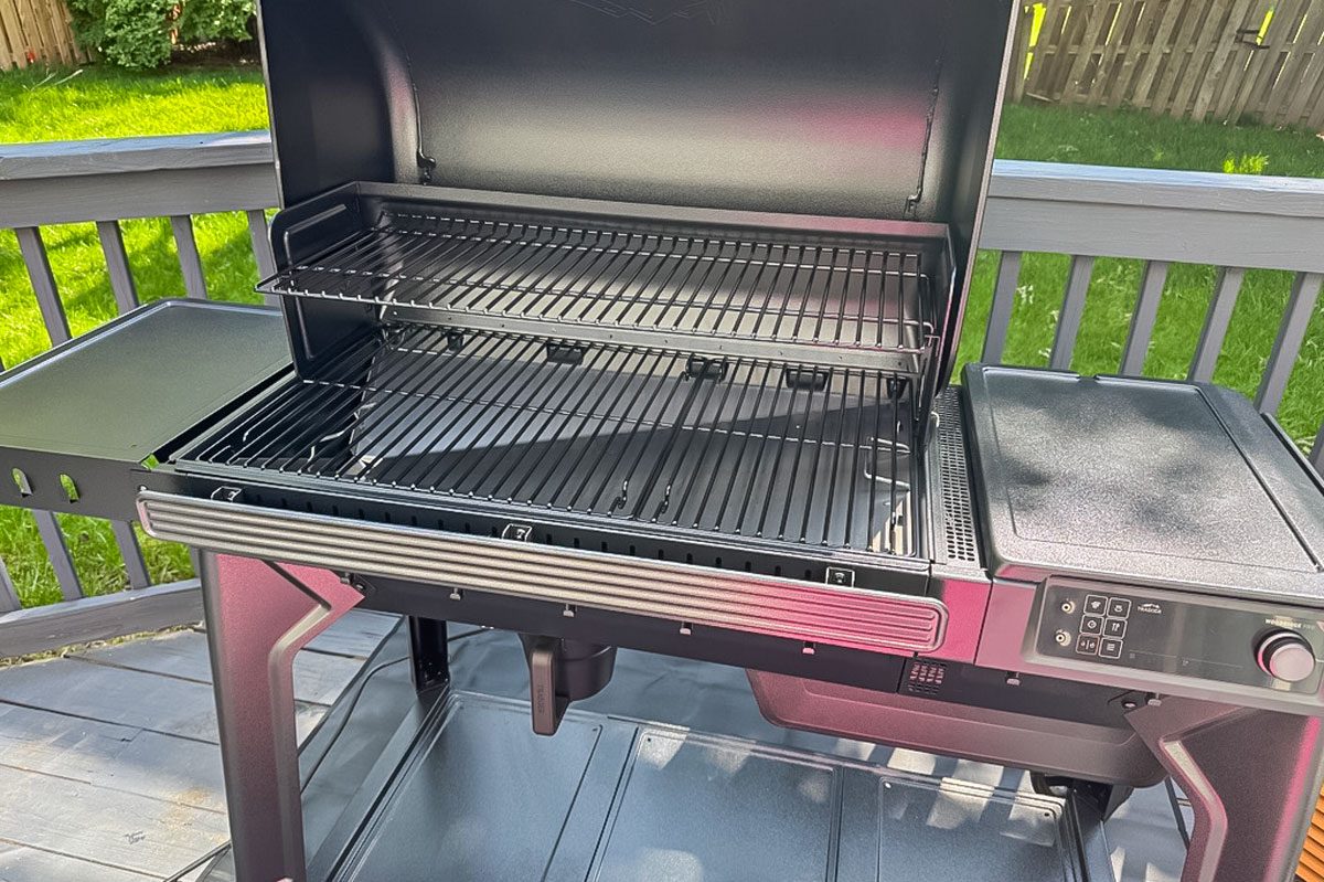 Traeger Woodridge cleaning