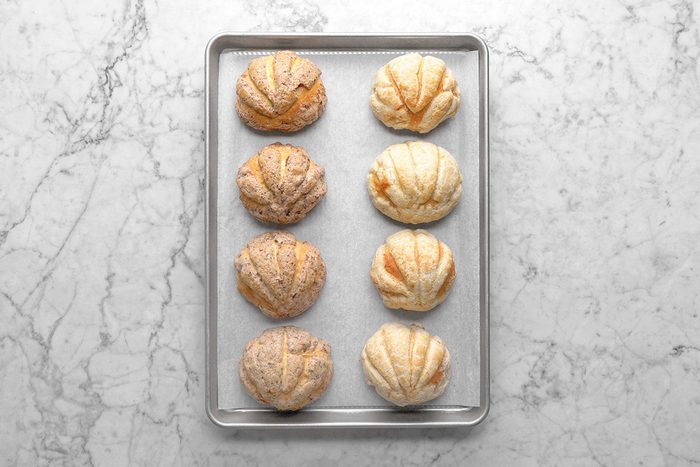 Conchas is baked and placed on a table to coll down