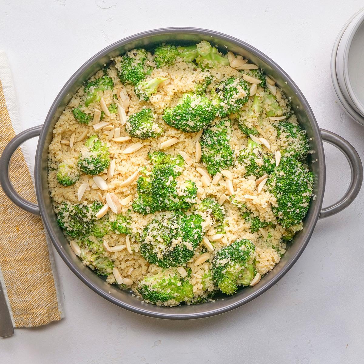 Lemon Couscous With Broccoli Exps Tohvp25 86546 Mf 06 26 3