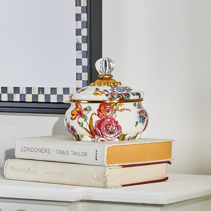 White Flower Market Squashed Pot