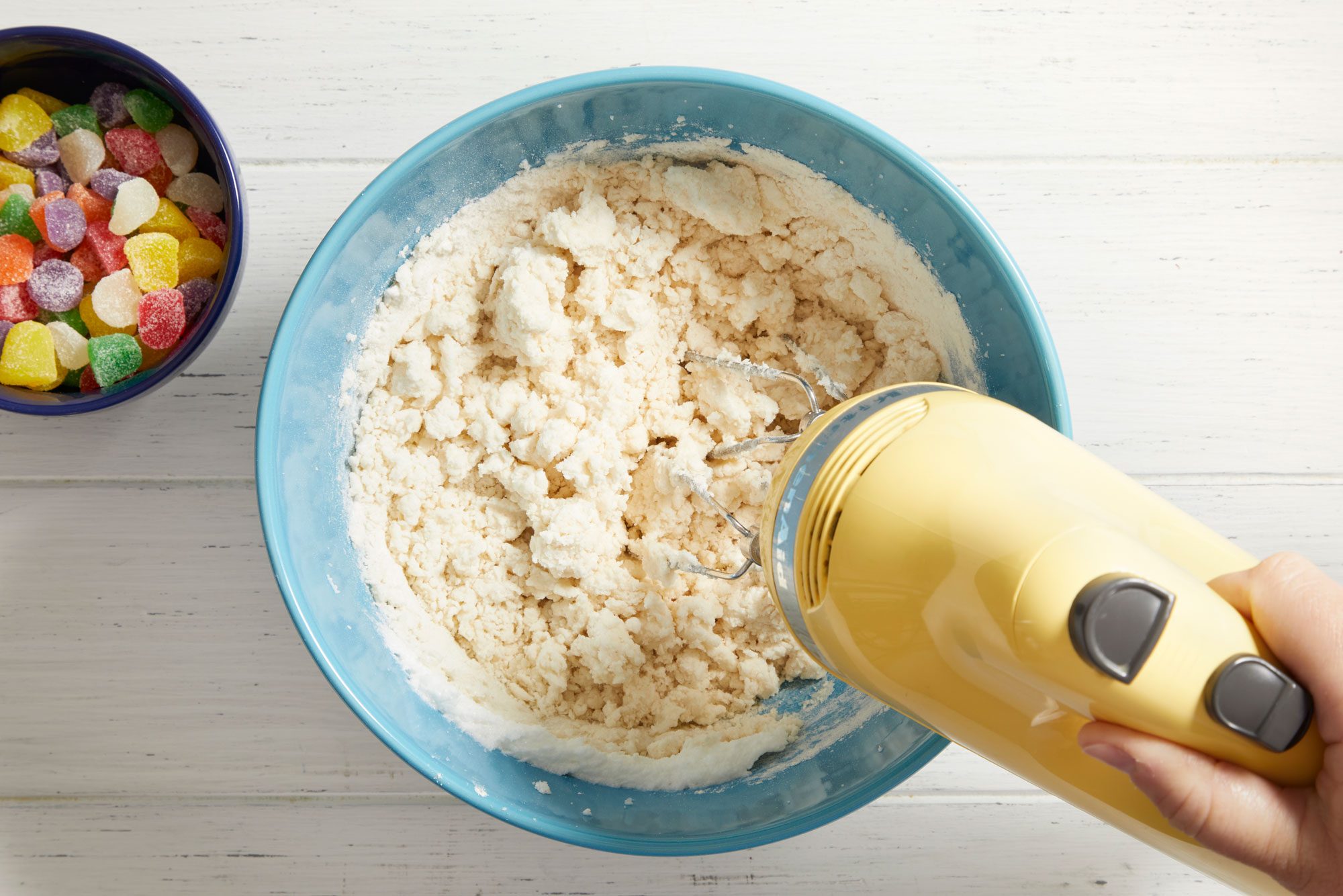 In another bowl, whisk flour, baking soda and salt