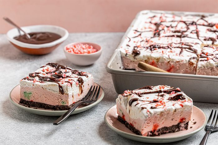 Peppermint Ice Cream Dessert Tohd24 25742 Erickleinberg 5