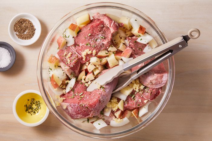 Combined steak, potatoes, onion, rosemary, garlic, salt and pepper in a large bowl.