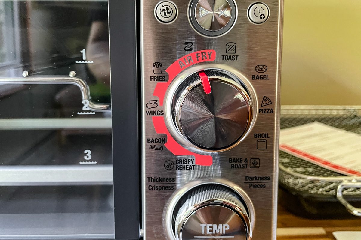 Breville Smart Oven Air Fryer dials