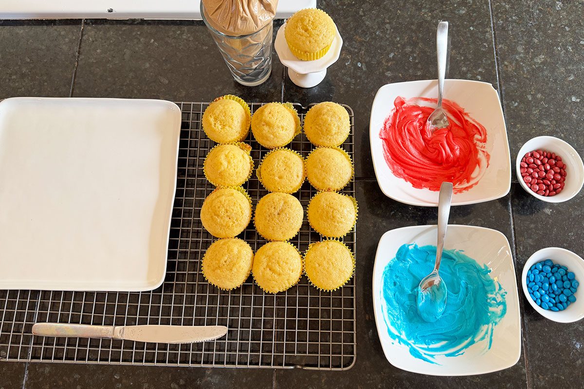 Make Cupcakes Look Like Mini Pies Img 6032