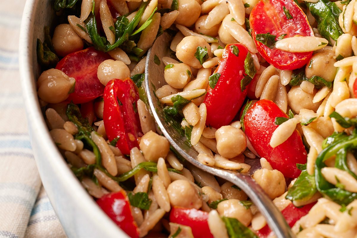 Spinach Orzo Salad Tohcom25 66008 Dr 08 28 03b