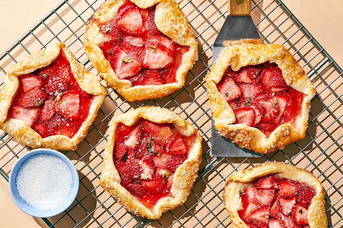 Strawberry Basil Galettes Rc25 277480 Md P2 10 08 2bv1 2c