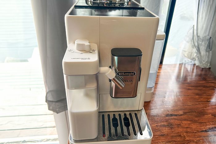 Rivelia Espresso Machine