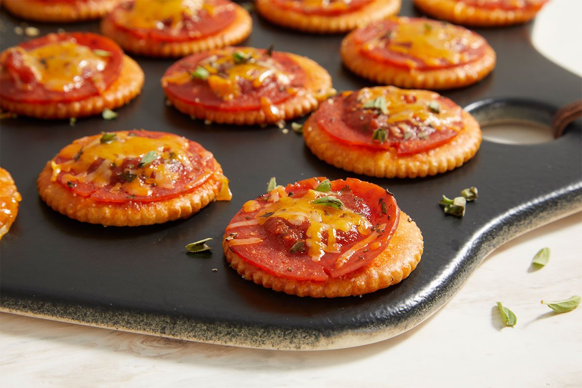 Close up shot of Pizza Crackers;