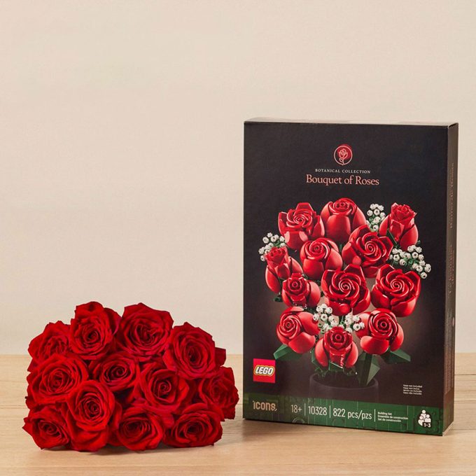 Botanicals Bouquet Of Roses Gift Set