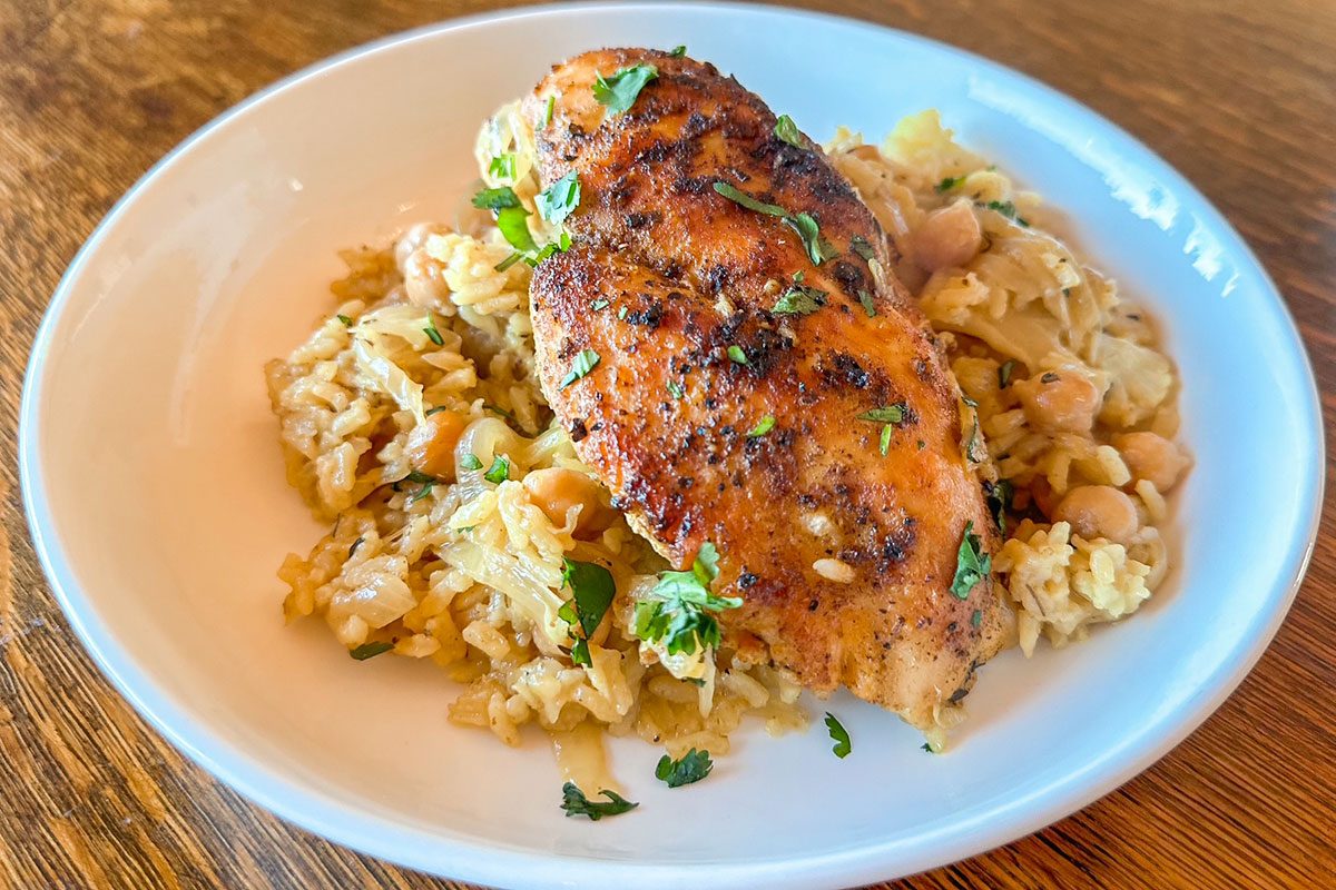 I Tried Recreating Amy Poehler's Chicken Curry Amy Poehler Curry Lindsay Parrill For Taste Of Home 01