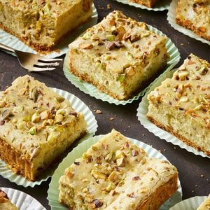 Pistachio Cheesecake Bars