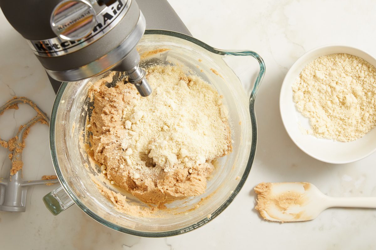 flour, cocoa, salt, cinnamon, nutmeg and cloves combined together with butter and sugar mixture